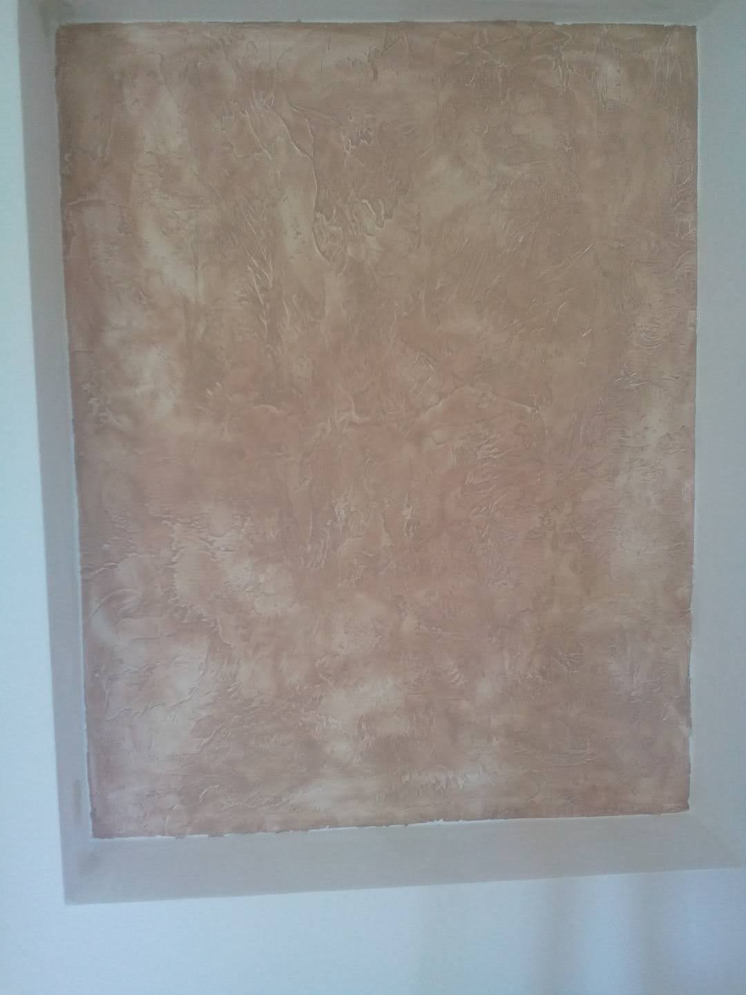 Detail ručně leštěné dekorativní stěrky